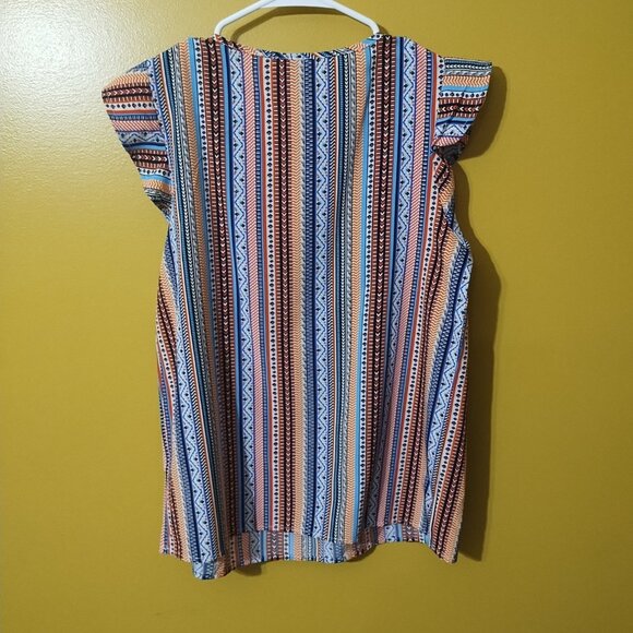 Emery Rose Flutter Sleeve Aztec Inspired Blouse S Boho - Picture 3 of 3